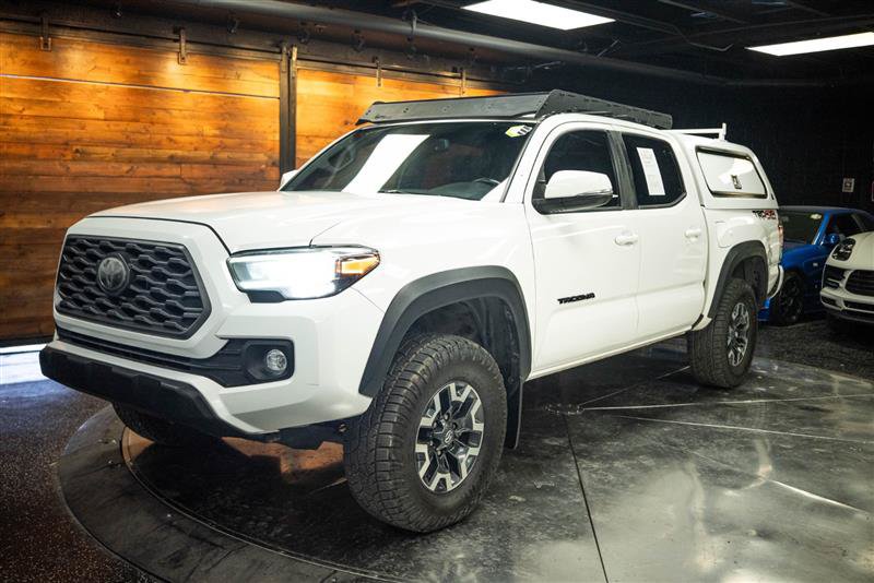 Used 2021 Toyota Tacoma TRD Off-Road w/ Technology Package AWD/4WD image 2