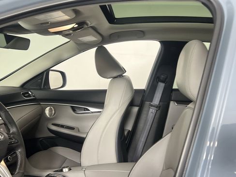 Used 2025 INFINITI QX50 Luxe w/ Cargo Package image 14