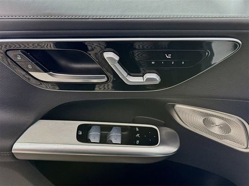 Used 2023 Mercedes-Benz GLC 300 4MATIC image 15