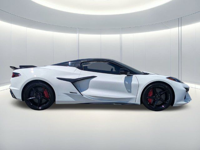 Used 2025 Chevrolet Corvette E-Ray w/ Battery Protection Package AWD/4WD image 7