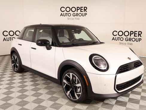 New 2026 MINI Cooper 4-Door Hardtop FWD image 1