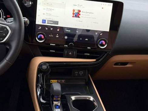 Used 2025 Lexus NX 350 AWD w/ Premium Package image 21