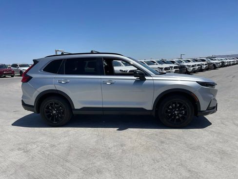 Used 2024 Honda CR-V Sport image 3