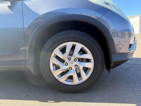 Used 2018 Nissan Rogue SV image 6