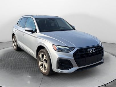 Used 2025 Audi Q5 2.0T Premium w/ Convenience Plus Package