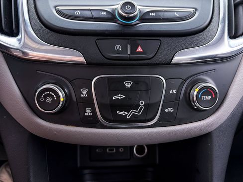 Used 2024 Chevrolet Equinox LS w/ LS Convenience Package FWD image 21