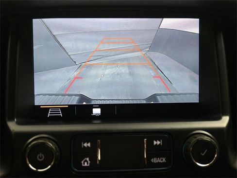 Used 2021 Chevrolet Colorado ZR2 image 32