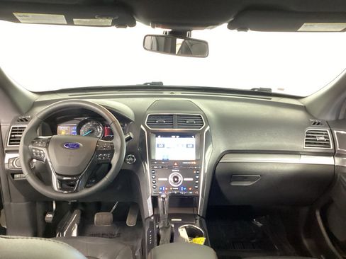 Used 2018 Ford Explorer Sport AWD/4WD image 20