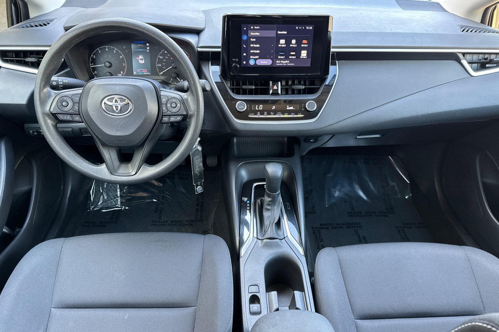 Used 2023 Toyota Corolla LE w/ Carpet Mat Package (TMS) FWD image 18