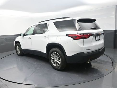 Used 2023 Chevrolet Traverse LT FWD image 7