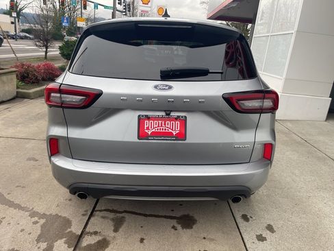 Used 2023 Ford Escape ST-Line image 40