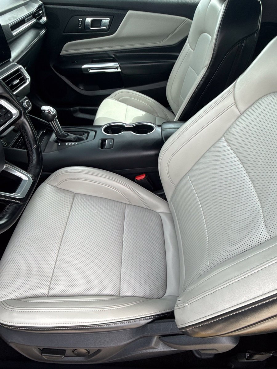 Used 2024 Ford Mustang Premium RWD image 17