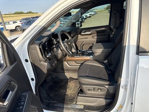 Used 2026 Chevrolet Silverado 1500 LT w/ Texas Edition Plus AWD/4WD image 20