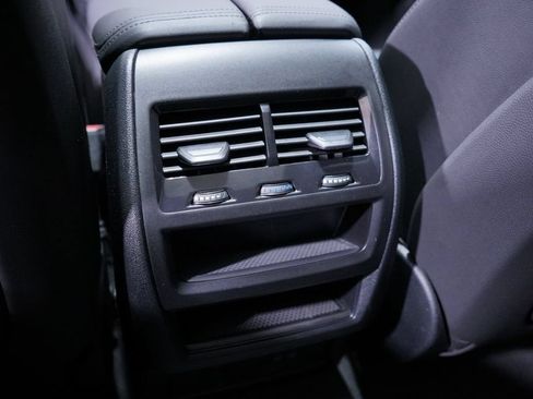 Used 2024 BMW X5 sDrive40i w/ Premium Package RWD image 16