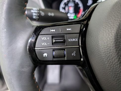 Used 2025 Honda HR-V Sport image 17