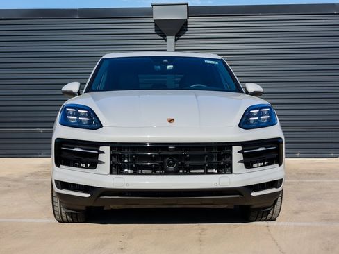 New 2025 Porsche Cayenne E-Hybrid image 10