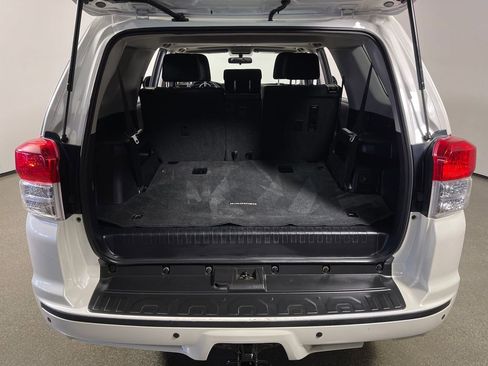 Used 2013 Toyota 4Runner SR5 w/ Convenience Pkg image 10