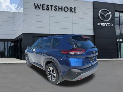 Used 2023 Nissan Rogue SV image 5