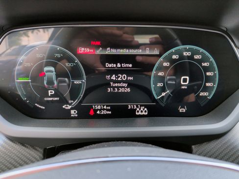 Used 2023 Audi e-tron GT Prestige w/ Prestige Package image 21