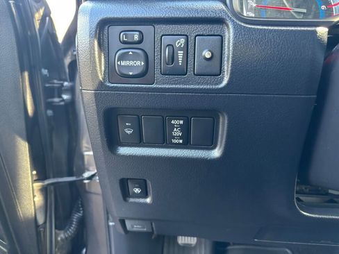 Used 2018 Toyota 4Runner TRD Off-Road Premium image 18