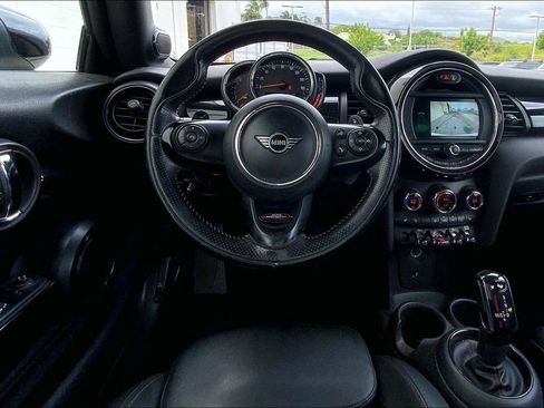 Used 2020 MINI Cooper S FWD image 5