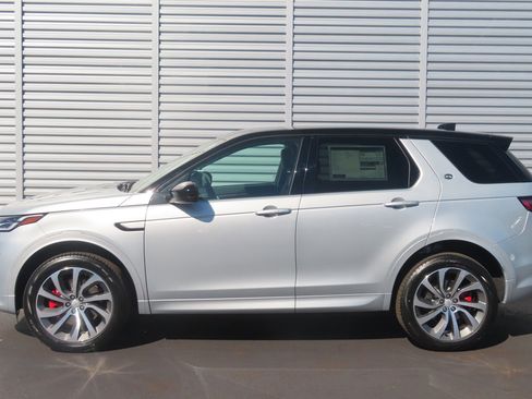 Used 2023 Land Rover Discovery Sport SE R-Dynamic image 8