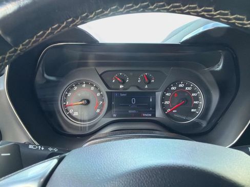 Used 2022 Chevrolet Camaro LT RWD image 22