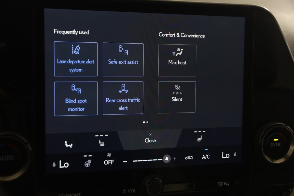 Used 2024 Lexus NX 350 AWD w/ Cold Area Package image 31