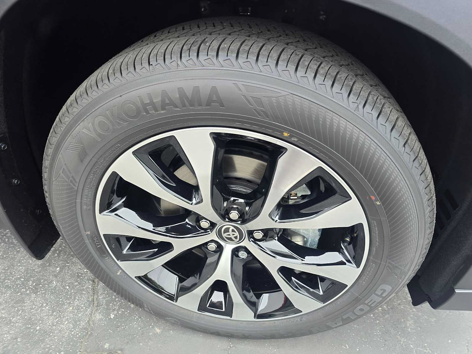 New 2026 Toyota Grand Highlander AWD Hybrid image 9