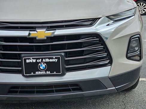 Used 2022 Chevrolet Blazer Premier w/ Enhanced Convenience Package FWD image 9