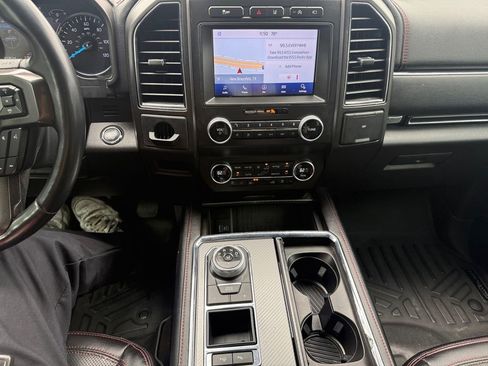 Used 2021 Ford Expedition Limited RWD image 15