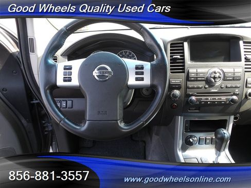 Used 2008 Nissan Pathfinder SE w/ Premium Pkg AWD/4WD image 16