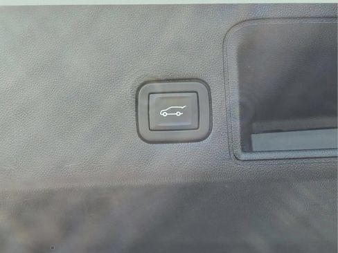 Used 2023 GMC Terrain AT4 AWD/4WD image 24