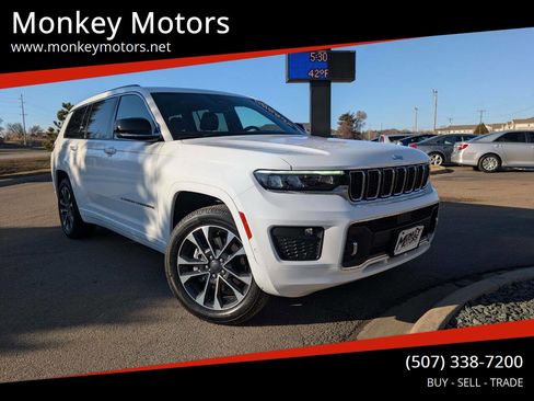 Used 2023 Jeep Grand Cherokee L Overland image 1