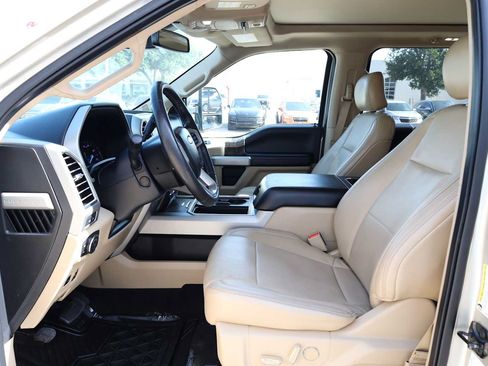 Used 2017 Ford F250 Lariat w/ Lariat Ultimate Package AWD/4WD image 3