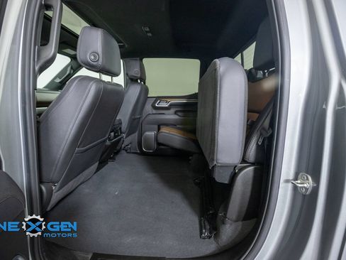 Used 2025 Chevrolet Silverado 1500 High Country w/ Technology Package AWD/4WD image 29
