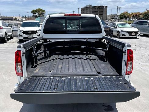 Used 2019 Nissan Frontier SV w/ Value Truck Package RWD image 18