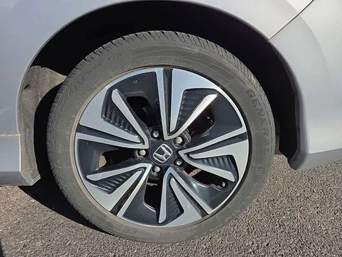 Used 2017 Honda Civic EX-T image 8