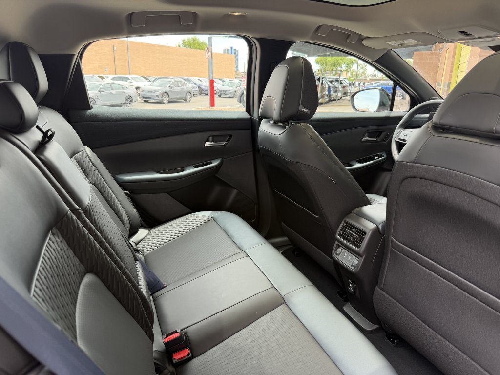 Used 2026 Nissan Leaf Platinum+ w/ Cargo Package (Platinum+) FWD image 41