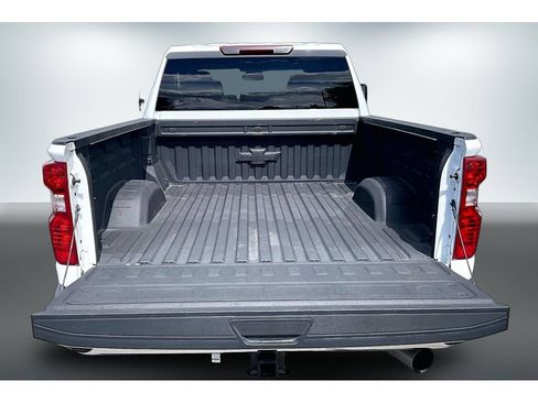 Used 2025 Chevrolet Silverado 2500 LT AWD/4WD image 7