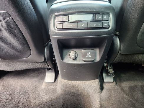 Used 2020 Hyundai Palisade Limited FWD image 21