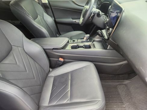 Used 2023 Lexus NX 350h AWD w/ Towing Package (2000 Lbs) image 17