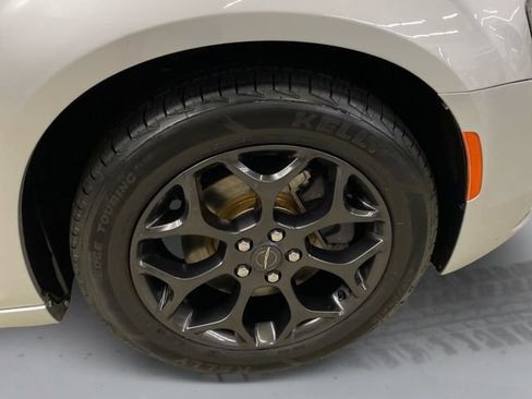 Used 2020 Chrysler 300 S AWD/4WD image 16