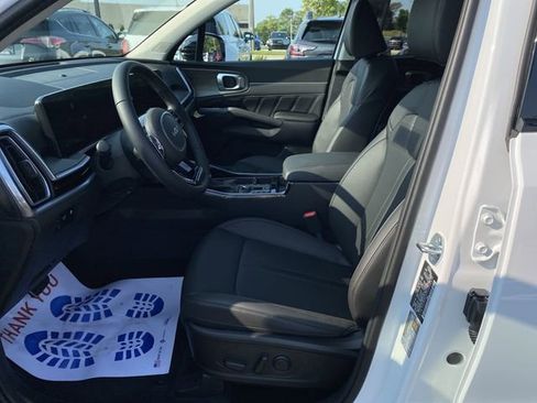 New 2025 Kia Sorento SX image 4