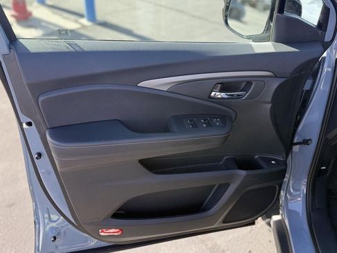 Certified 2024 Honda Ridgeline Sport image 11