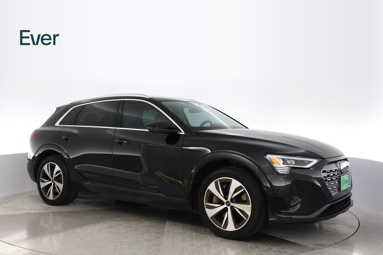 Used 2024 Audi Q8 e-tron Premium Plus AWD/4WD image 14