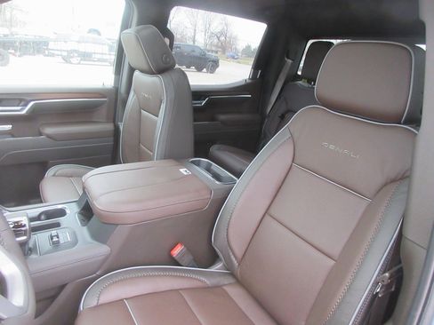 New 2026 GMC Sierra 1500 Denali image 14