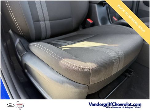 Used 2025 Hyundai Venue SEL FWD image 26