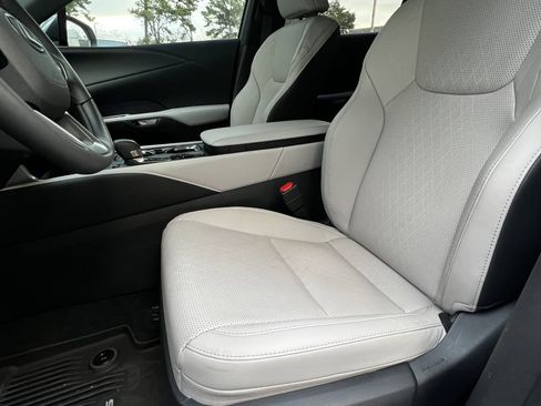 Used 2025 Lexus RX 350 image 17