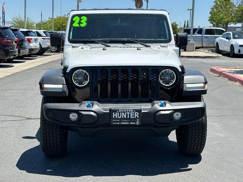 Used 2023 Jeep Wrangler Unlimited w/ 8.4" Radio Group AWD/4WD image 12